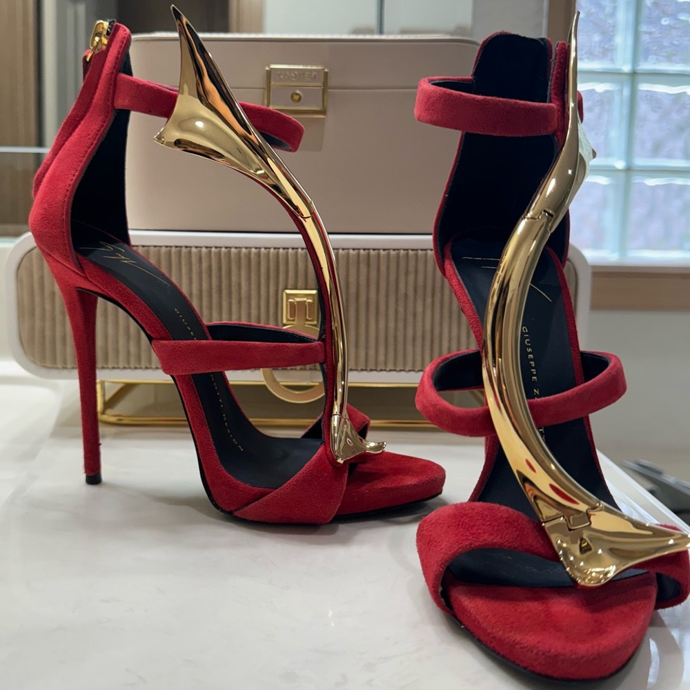 Giuseppe Zanotti heels